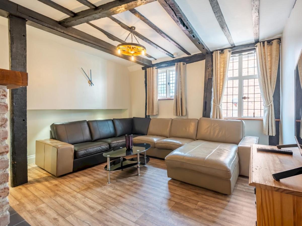 Pass The Keys Renovated Apartment In The Centre Of カンタベリー エクステリア 写真